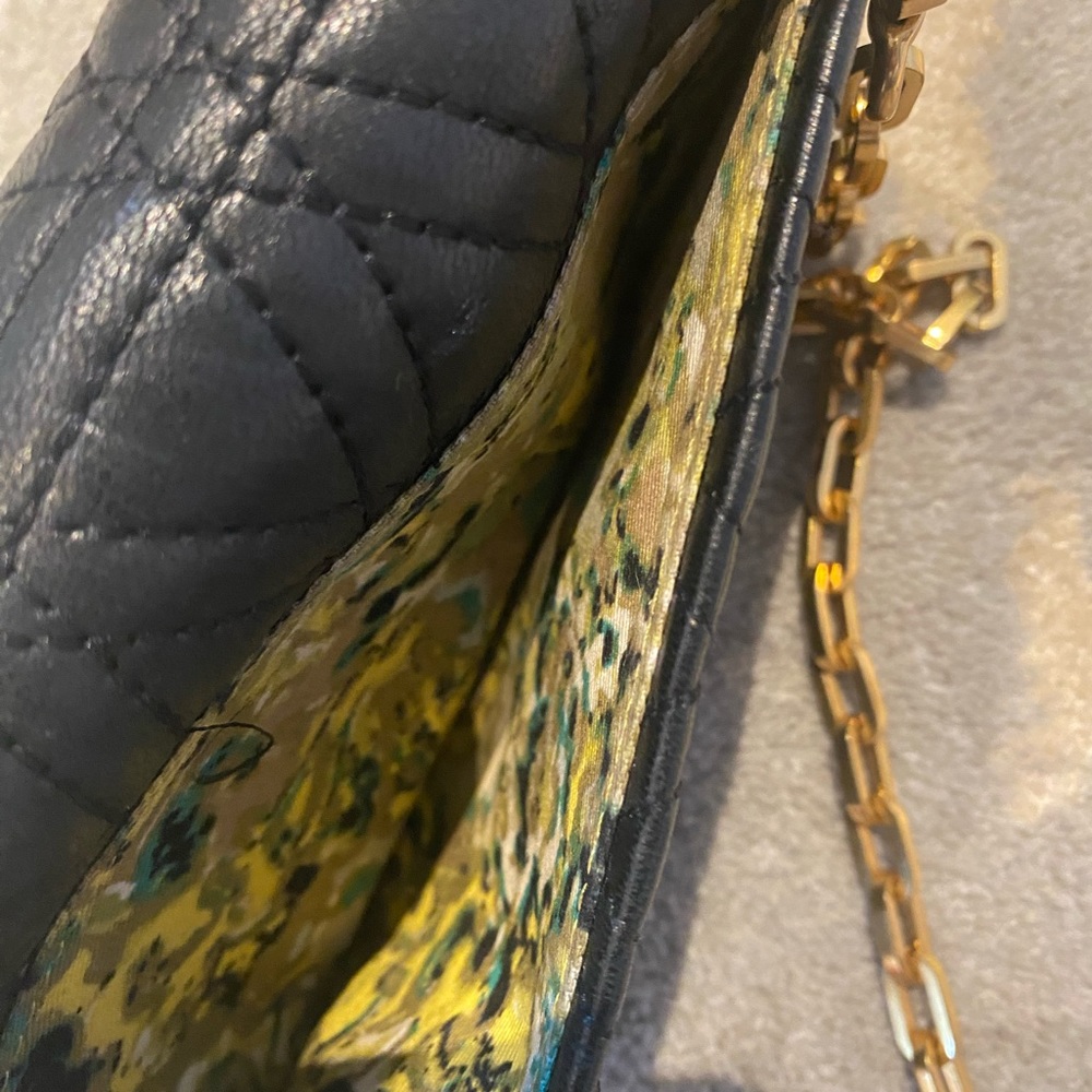 Marc By Marc Jacobs Quilted Lambskin Leather
Crossbody Wallet - Picture 3 of 6